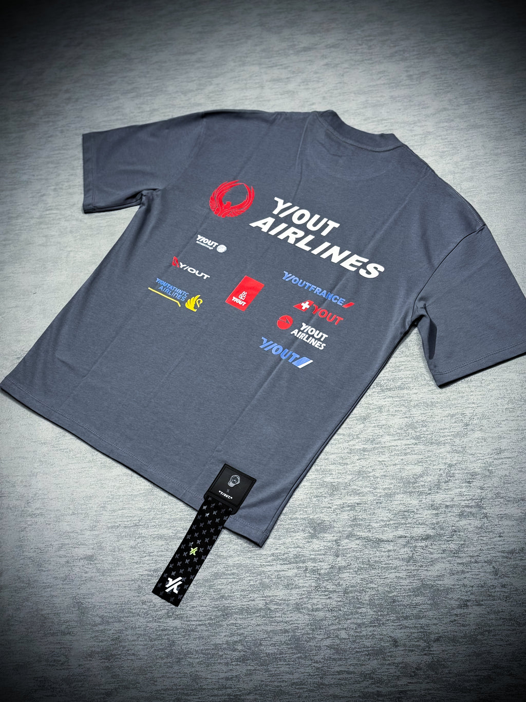 CAMISETA Y/OUT