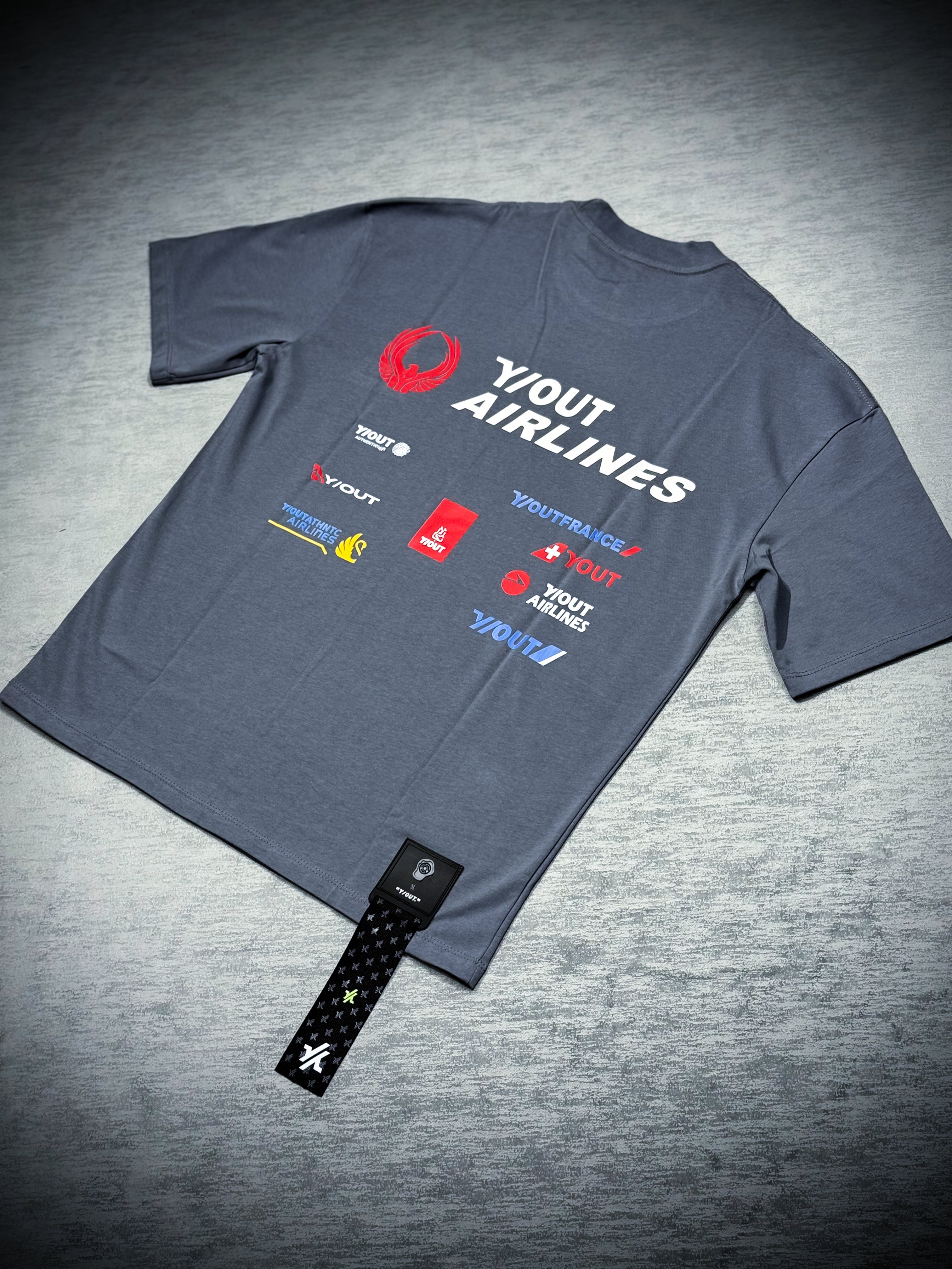 CAMISETA Y/OUT