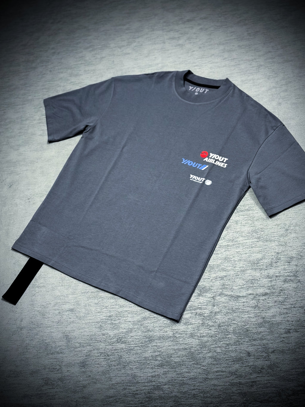 CAMISETA Y/OUT