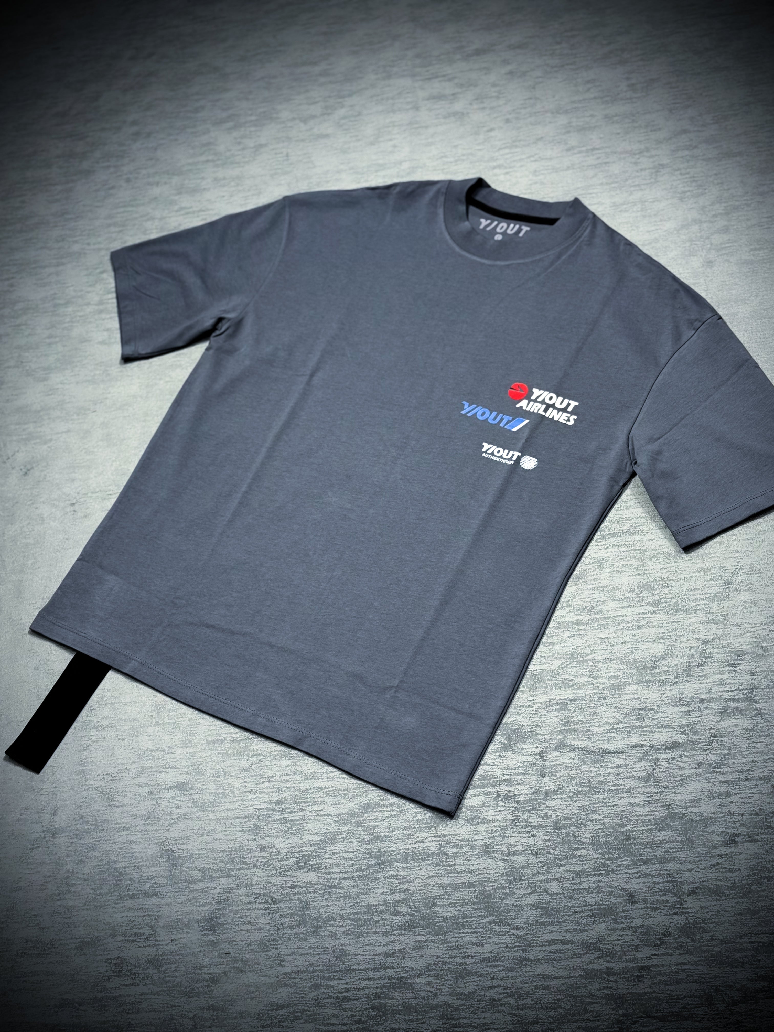 CAMISETA Y/OUT