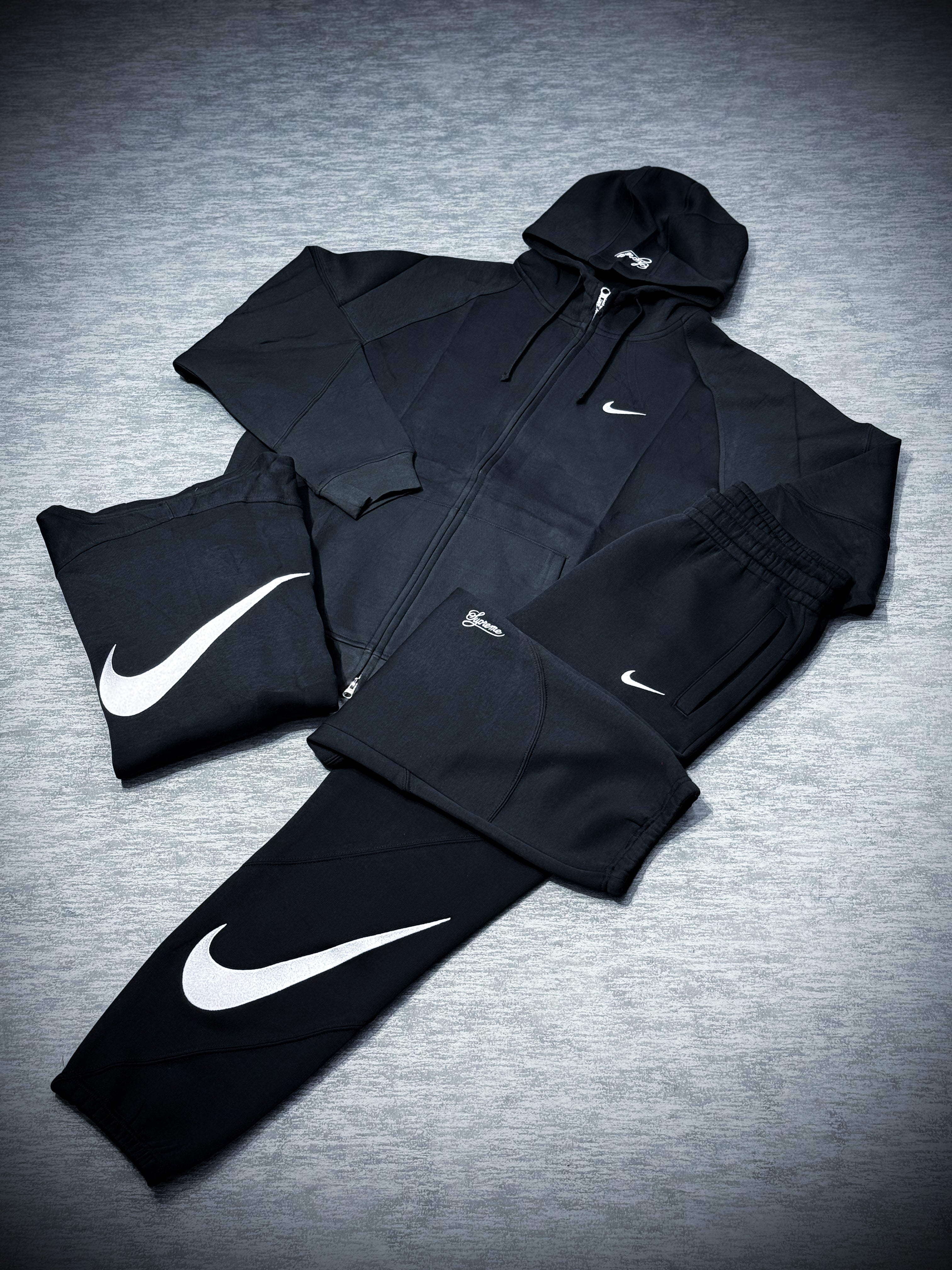 CONJUNTO NIKE X SUPREME