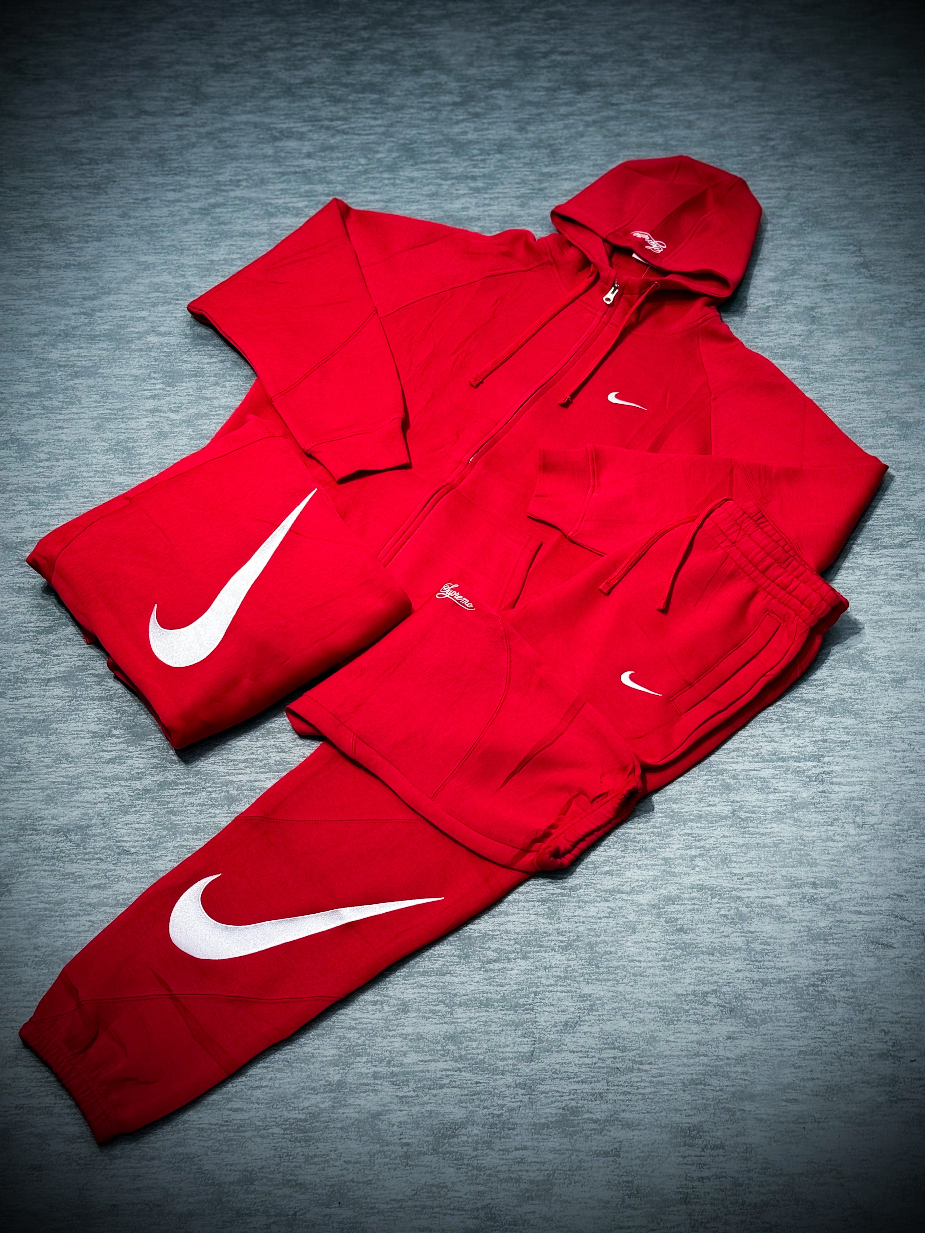 CONJUNTO NIKE X SUPREME