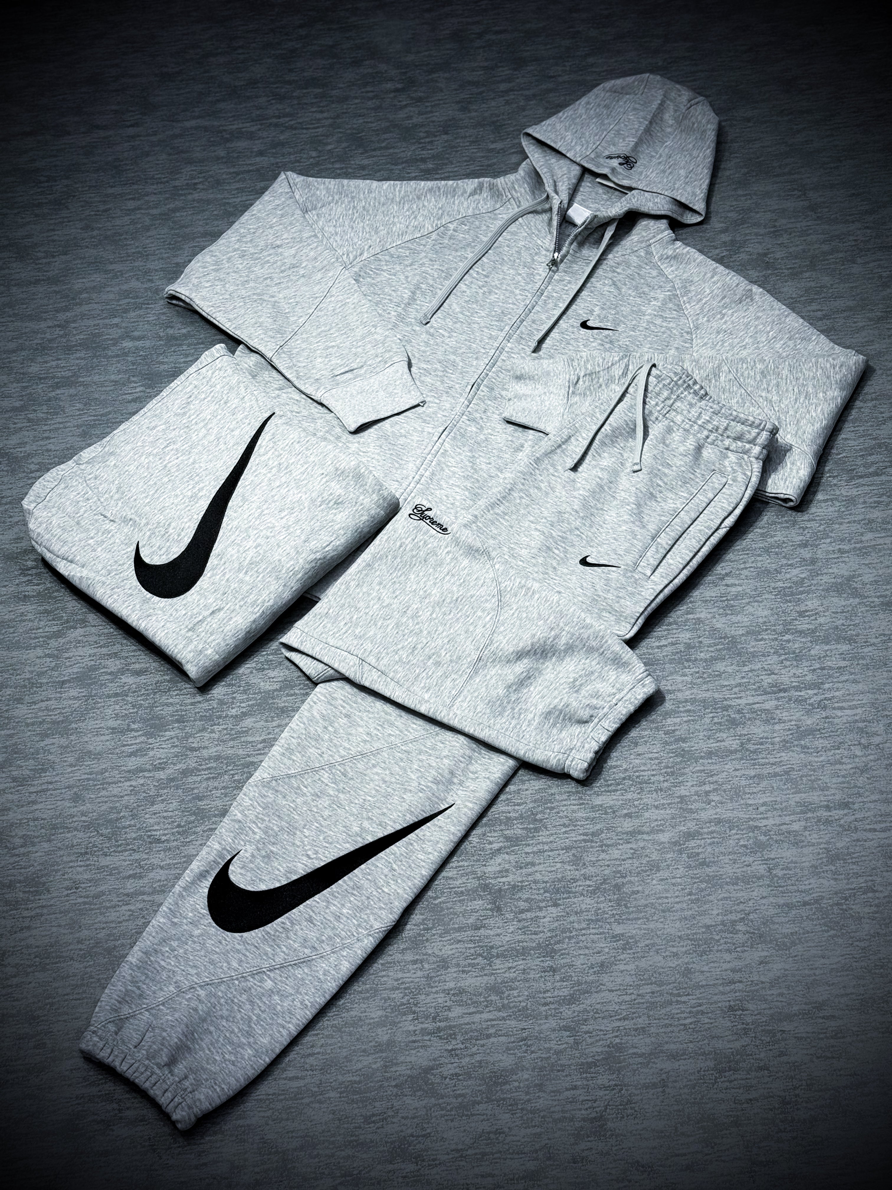 CONJUNTO NIKE X SUPREME