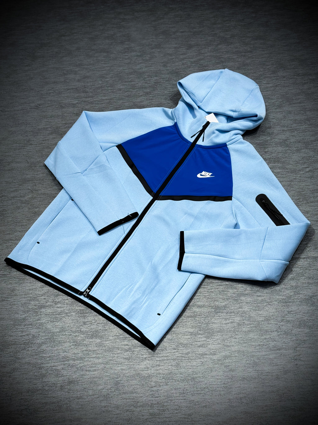 BUZO NIKE TECH