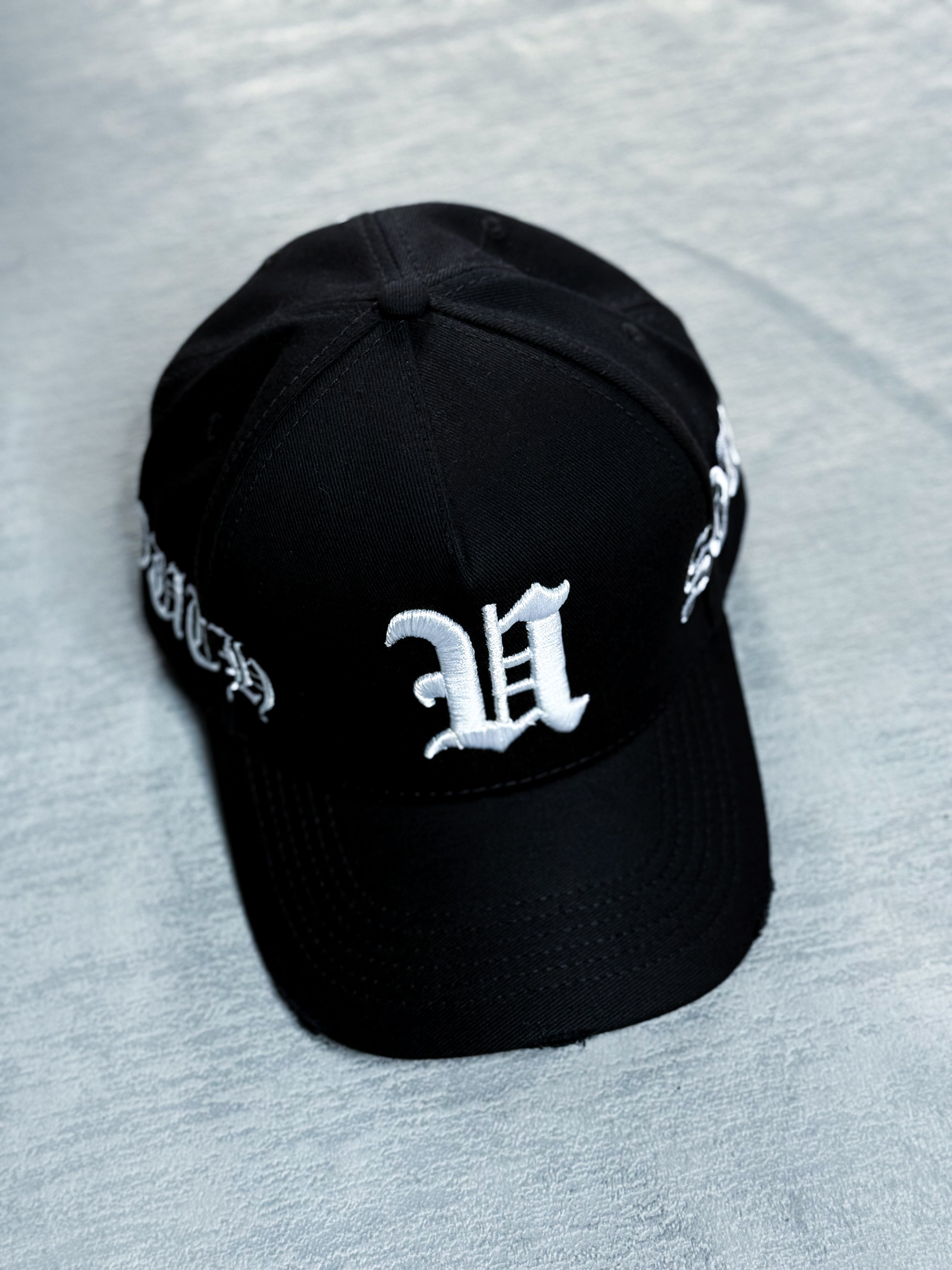 GORRA UNDERGOLD