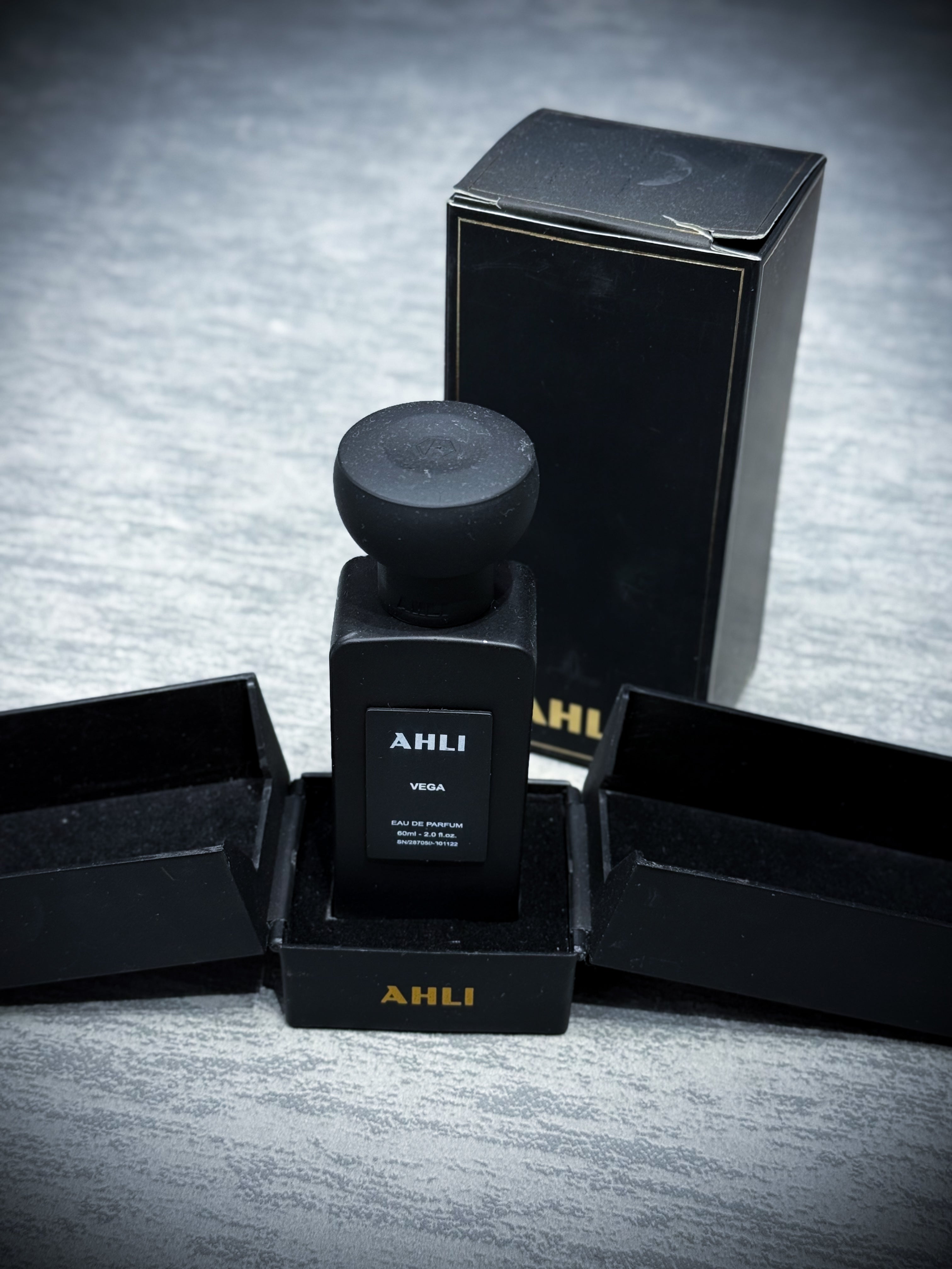 PERFUME AHLI VEGA