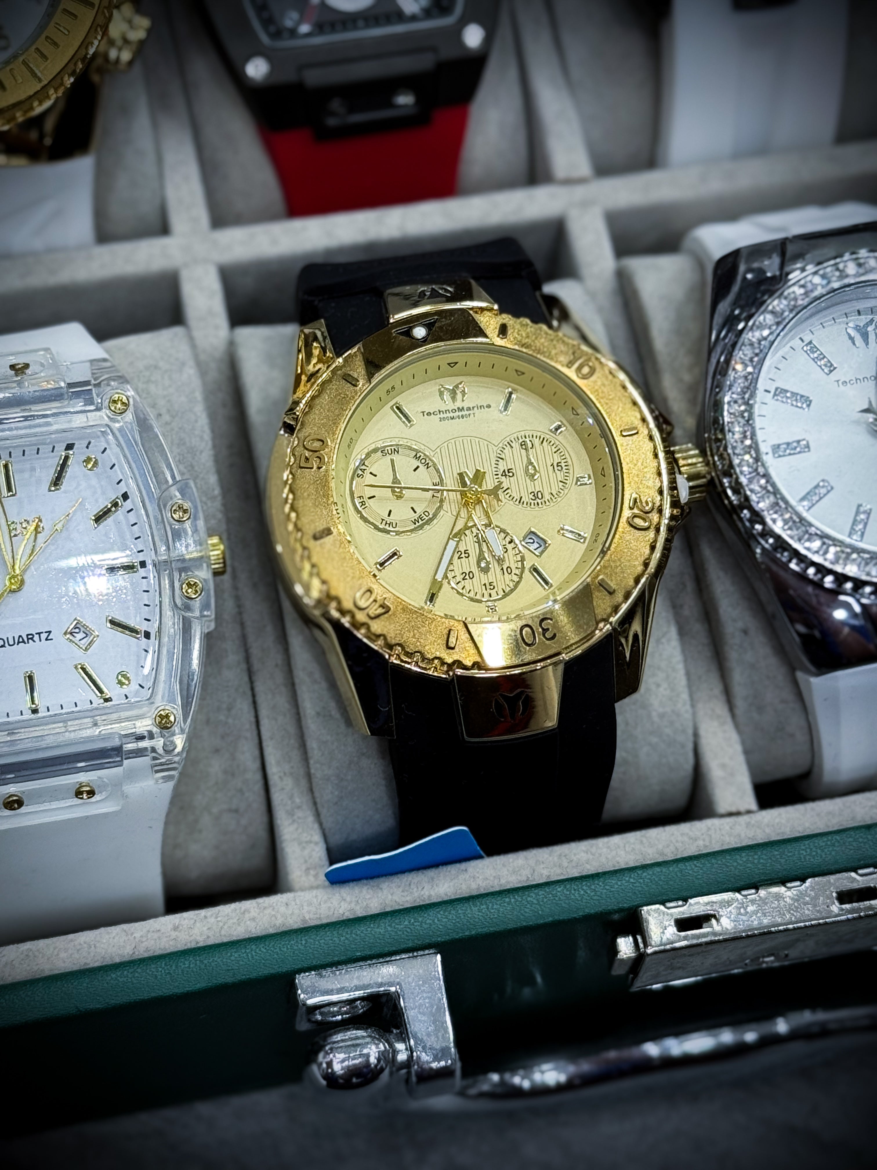 RELOJ TECHNOMARINE