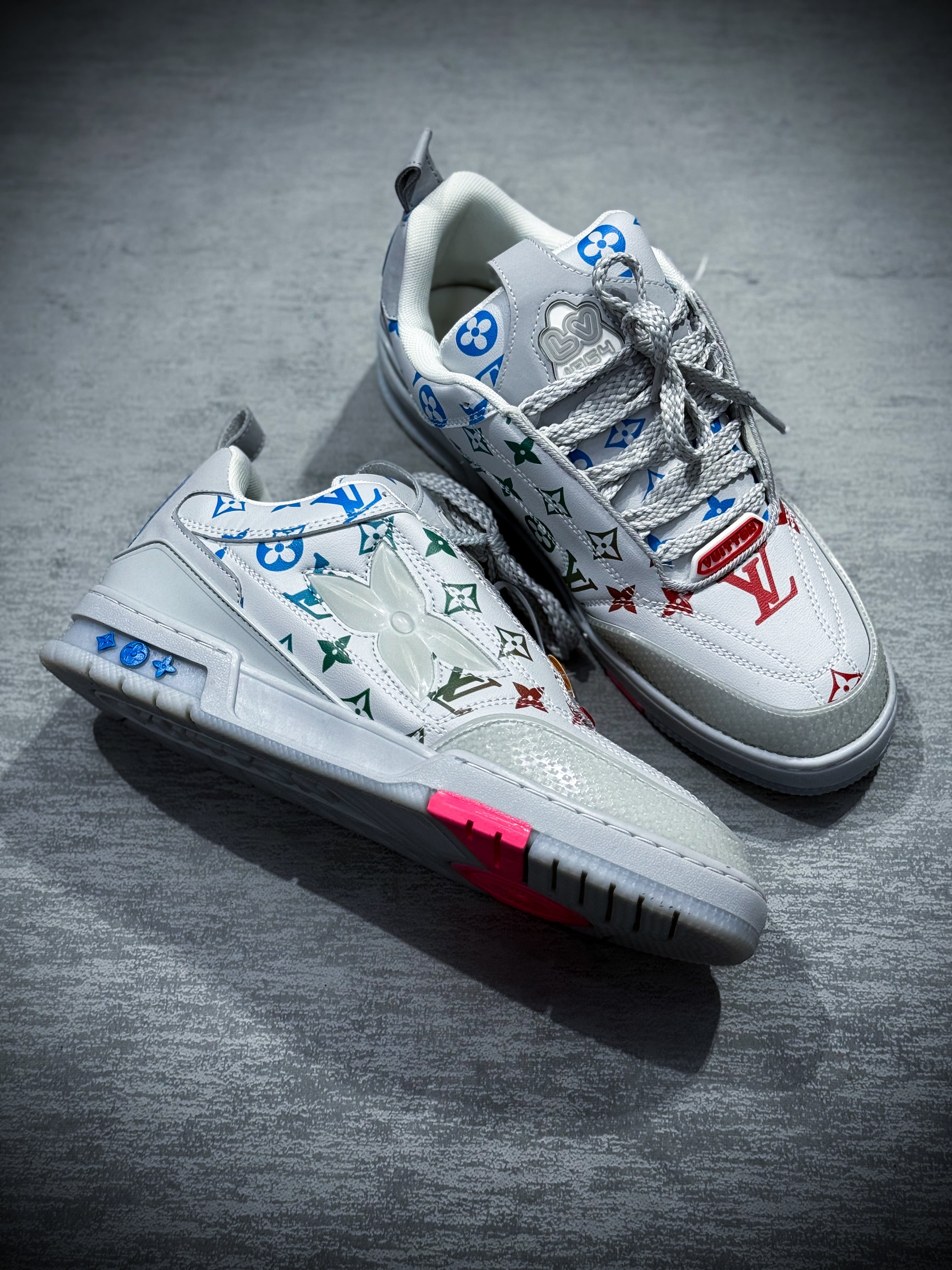 TENIS LV